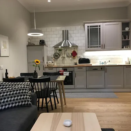 Apartman Forum I And Ii