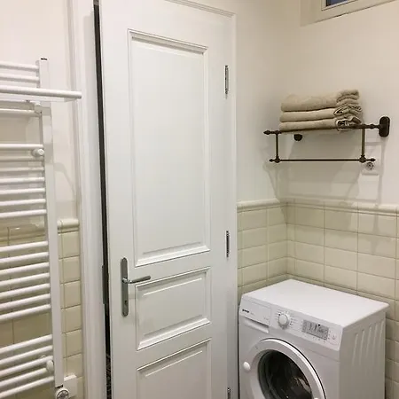 Apartman Forum I And Ii